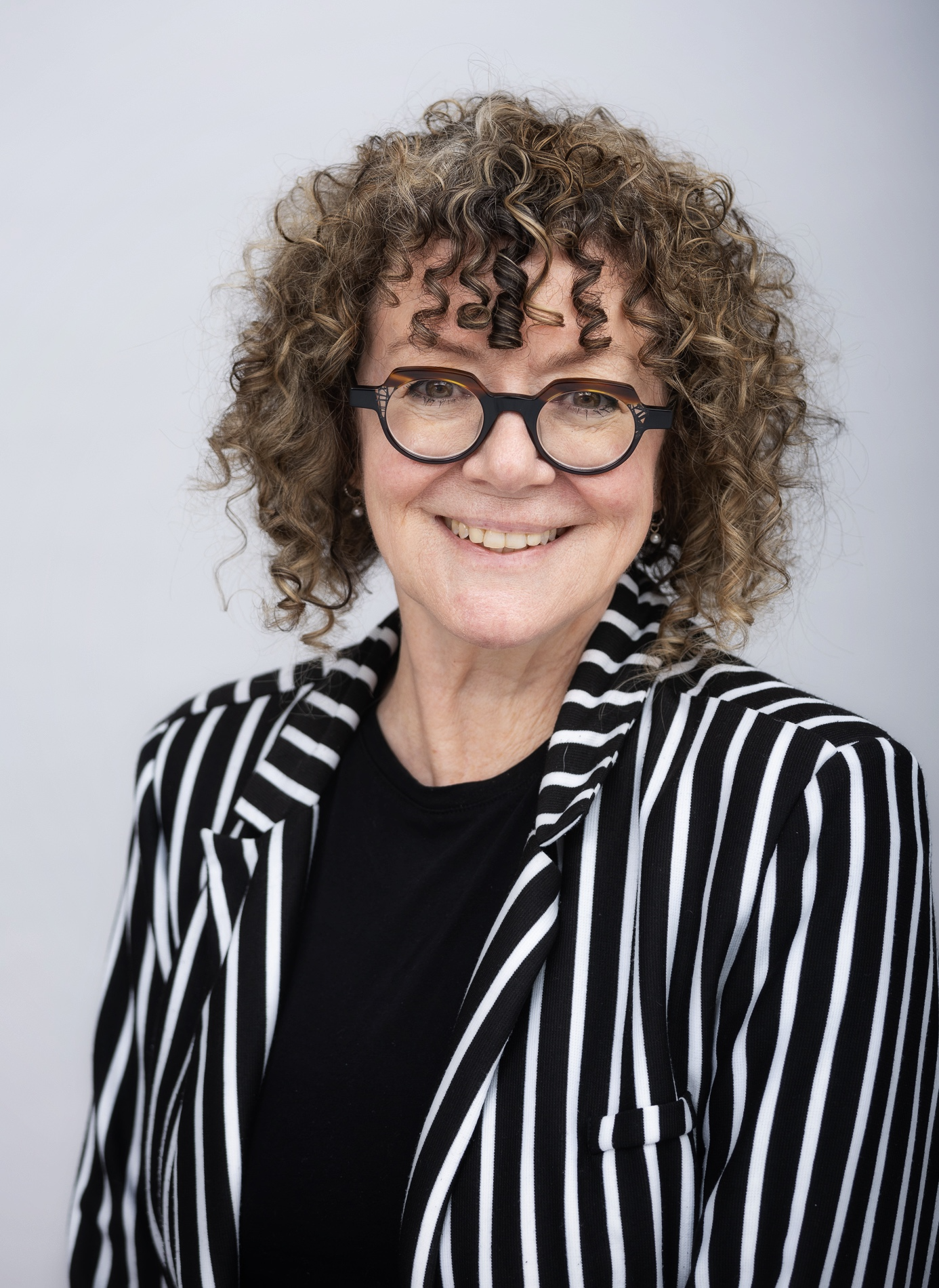 Carolyn McKay